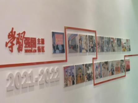 离开张兰，肖肖扭头和大明星秦岚同框带货，却处境尴尬流量惨淡